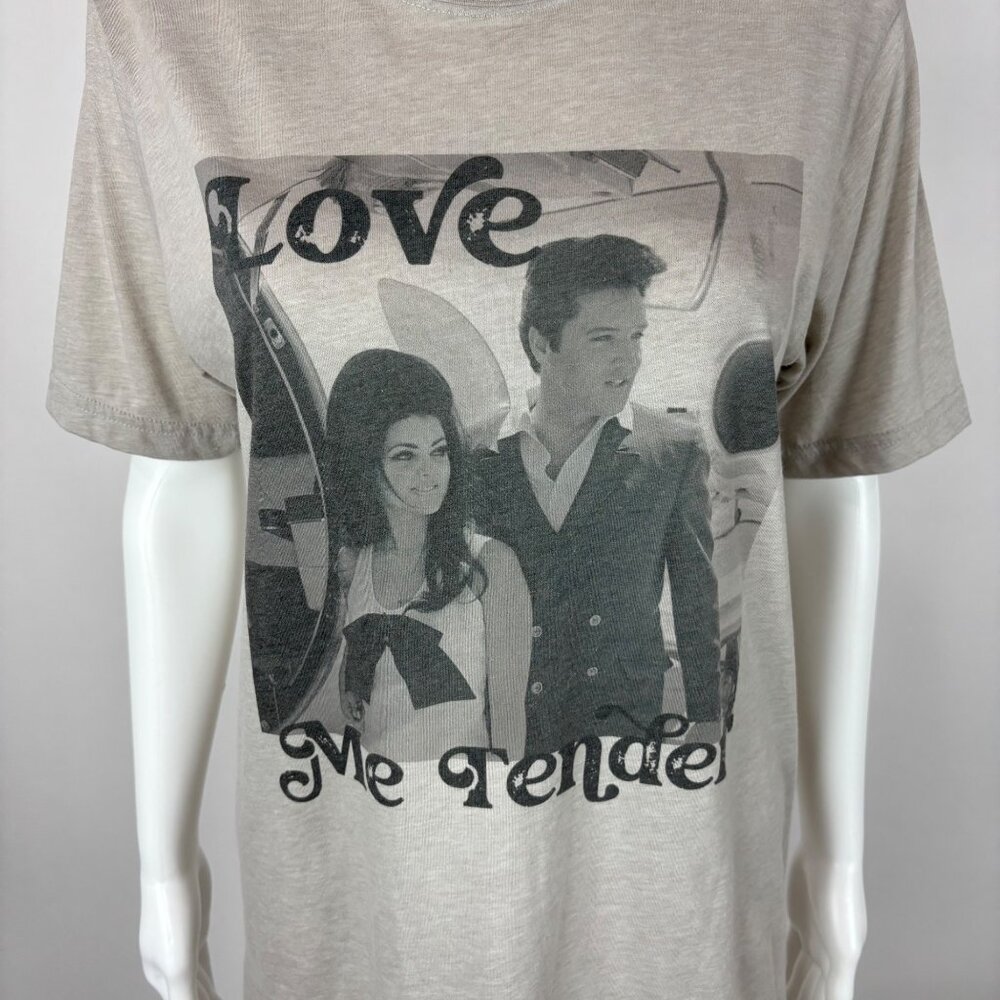 Elvis Prescilla Presley Tee Womens Medium Love Me Tender Graphic Shirt - Picture 3 of 8
